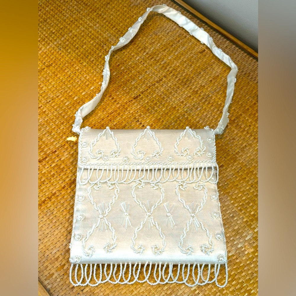 Gorgeous vintage satin and beaded formal purse